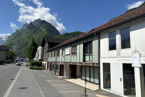 Gewerbegebäude, Näfels (GL)