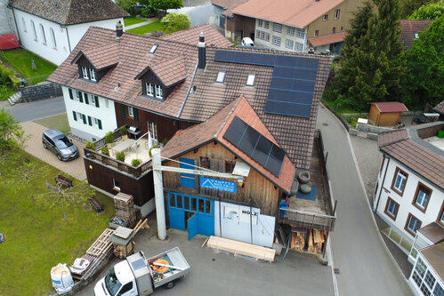 Industriegebäude mit Einlegerwohnung, Wildberg (ZH)