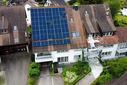 Mehrfamilienhaus, Nürensdorf (ZH)